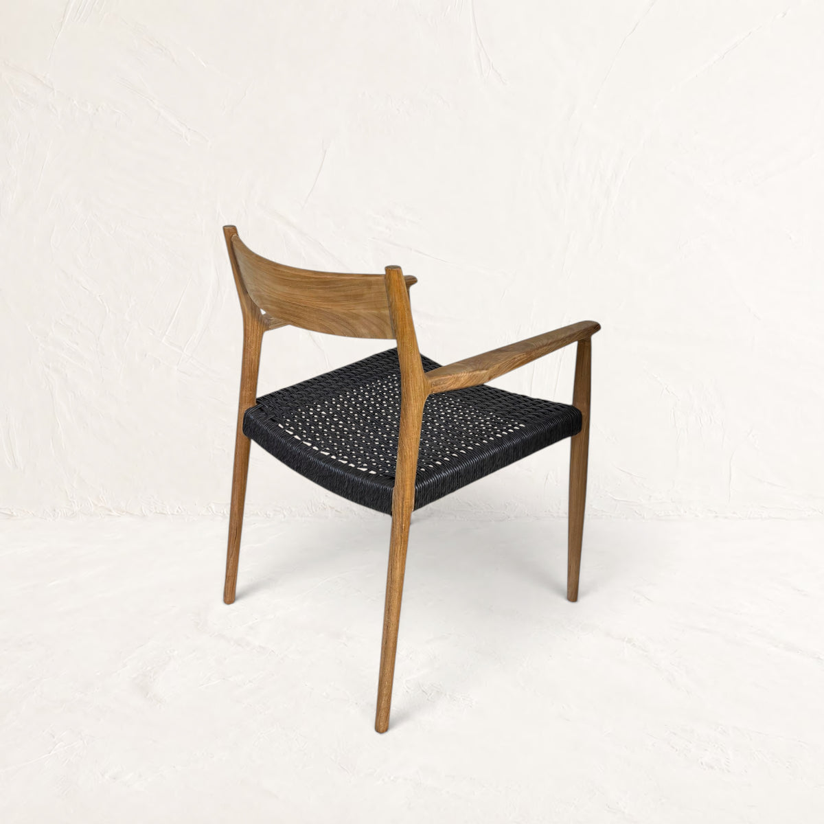 SILLA CON APOYA BRAZOS PALM SPRINGS NEGRO