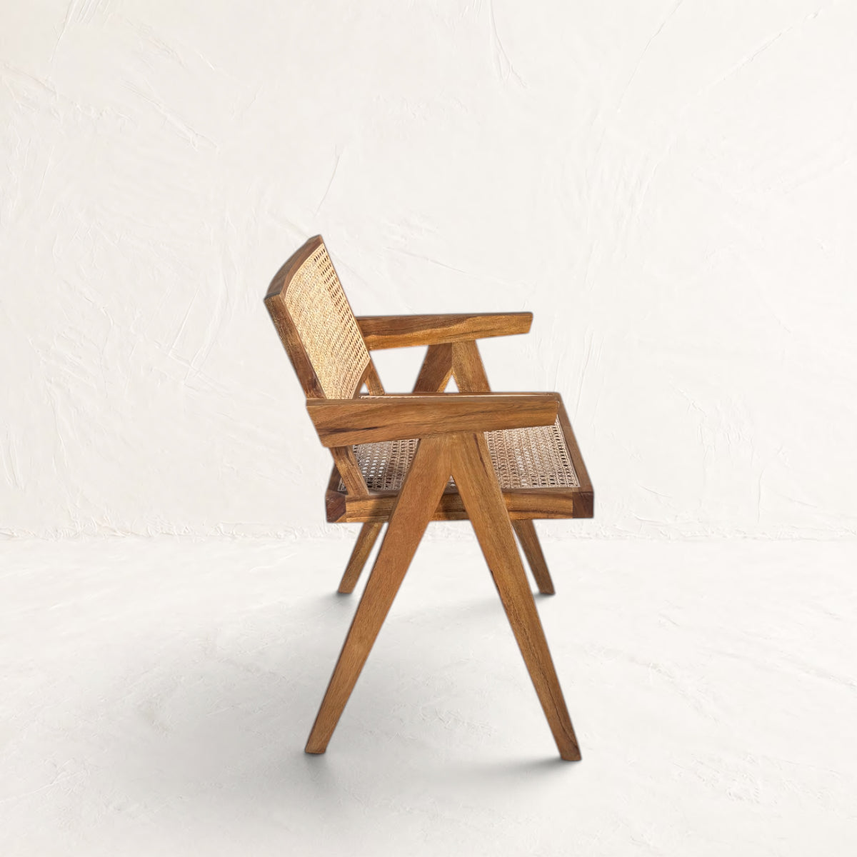 SILLA CON APOYA BRAZOS VIVA