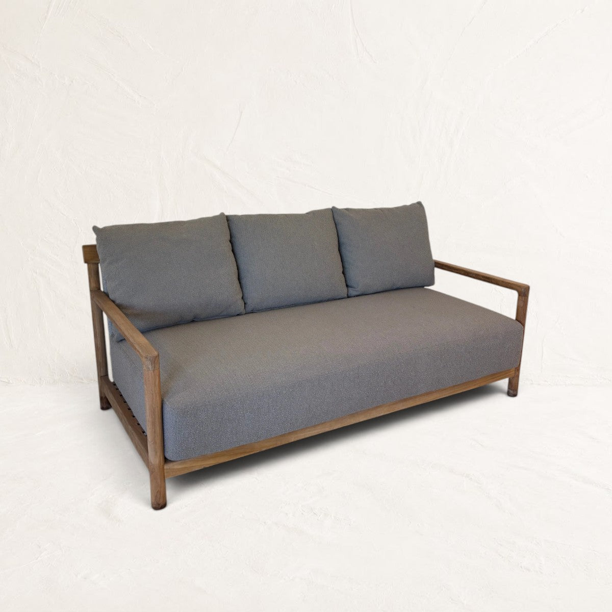 LINEA CAPISTRANO