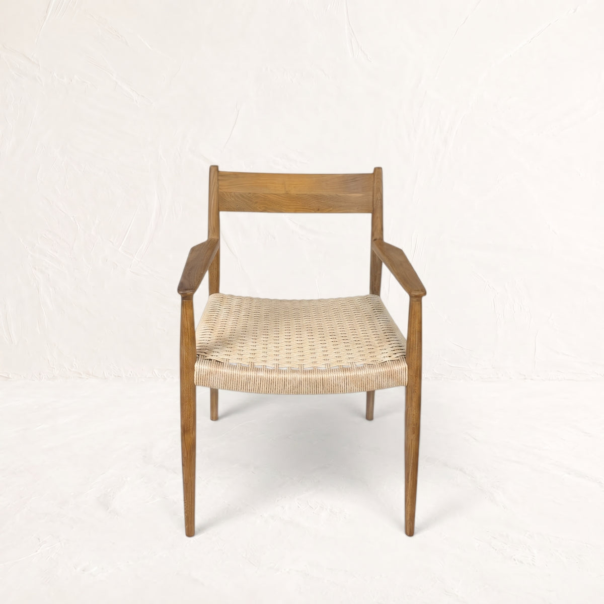 SILLA CON APOYA BRAZOS PALM SPRINGS OAT MILK