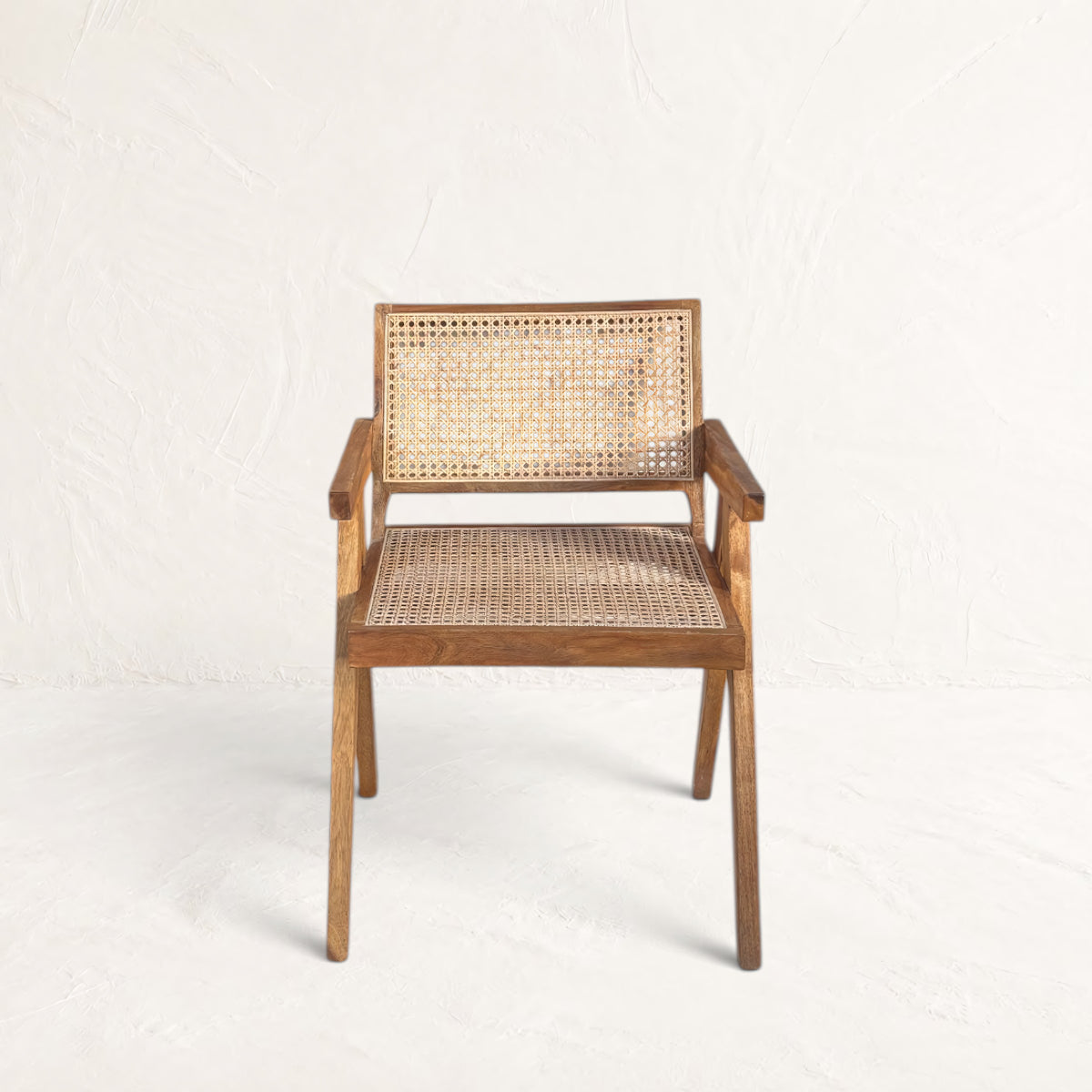 SILLA CON APOYA BRAZOS VIVA