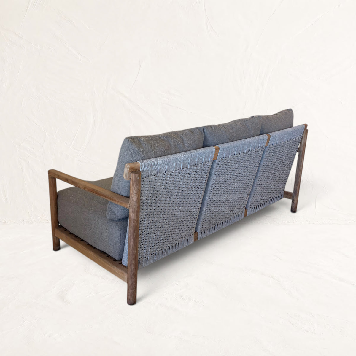 LINEA CAPISTRANO